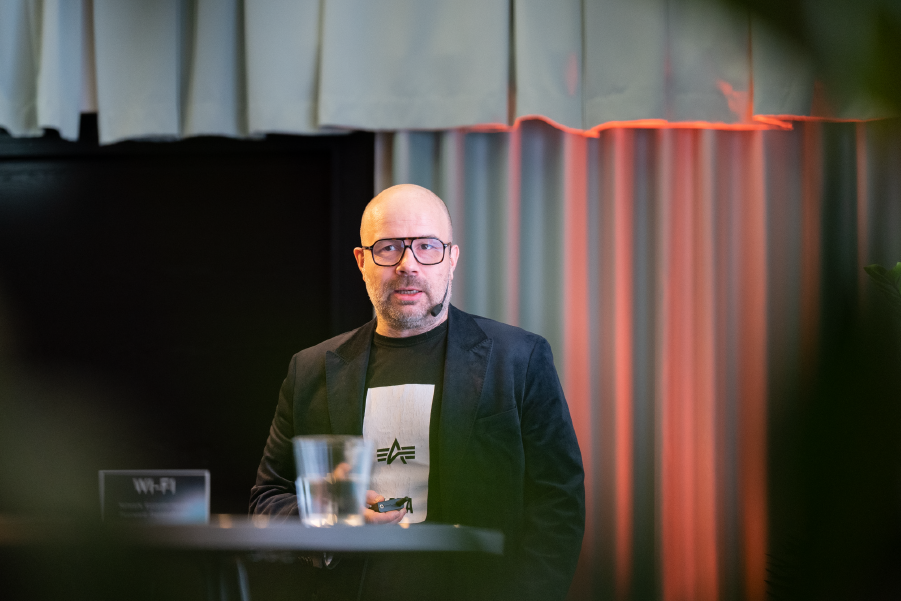 Lowell_091122_Heikki Pursiainen_900x600